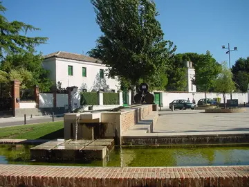 Monasterio de Santa Cruz Monasterio de Santa Cruz