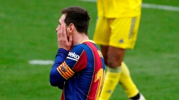 Leo Messi se lamenta