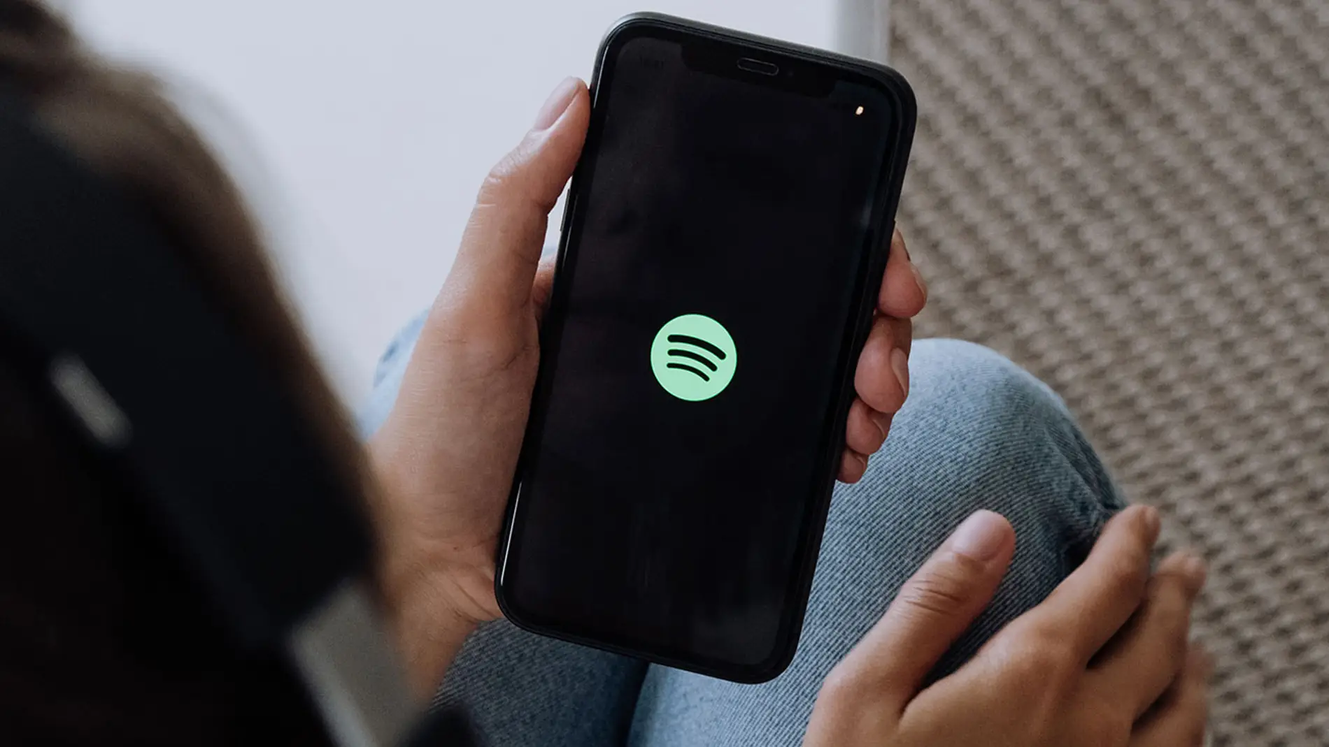 Apple por fin permitirá poner Spotify como el reproductor por