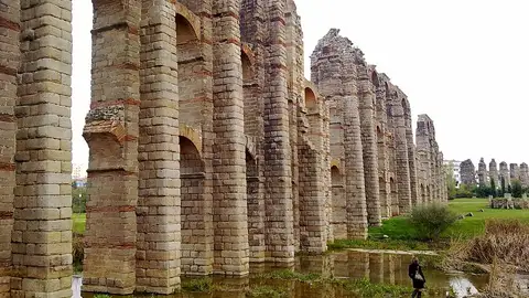 Acueducto de los Milagros, Mérida Acueducto de los Milagros, Mérida