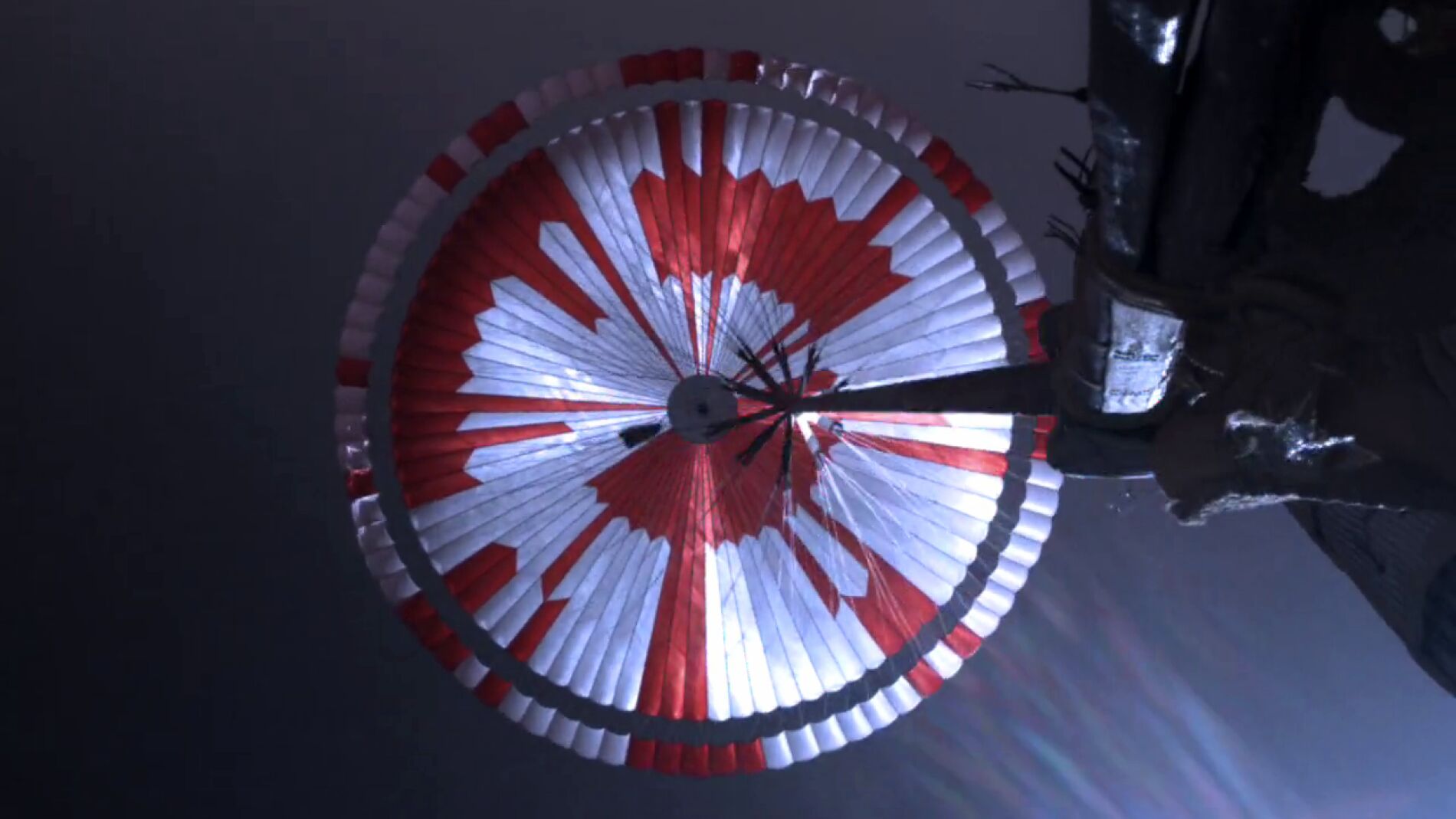 Paracaídas del rover Perseverance de la NASA