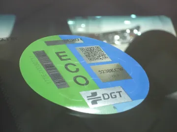 Etiqueta ECO de la DGT Etiqueta ECO de la DGT