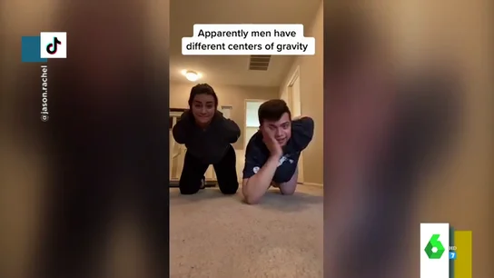 El reto de Tik Tok que muestra que hombres y mujeres tienen diferentes centros de gravedad El reto de Tik Tok que muestra que hombres y mujeres tienen diferentes centros de gravedad