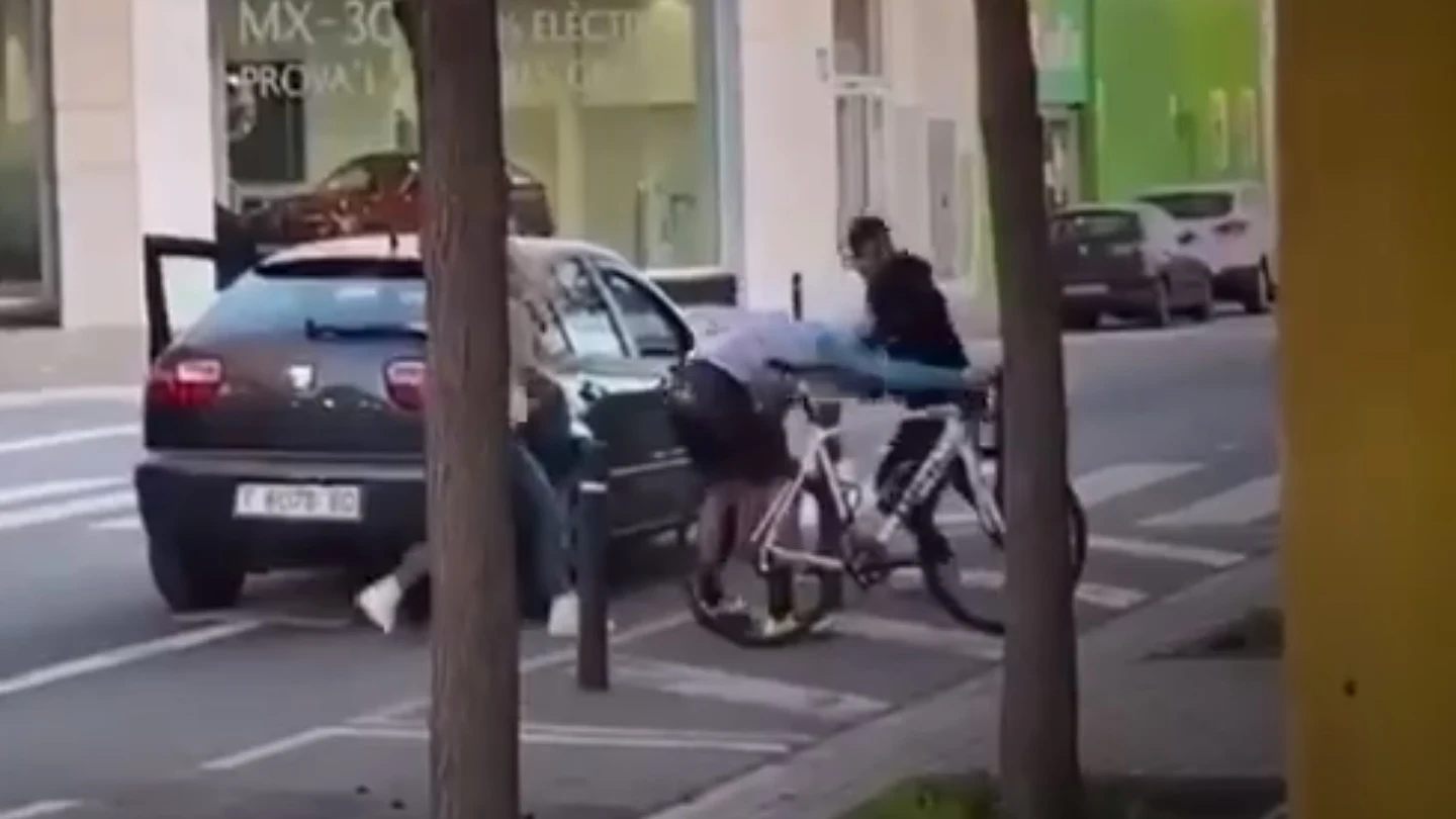 Agresión a un ciclista en Sabadell Agresión a un ciclista en Sabadell