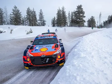 Ott Tänak es líder del Arctic Rally Ott Tänak es líder del Arctic Rally