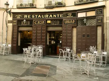 Fachada de Casa Labra Fachada de Casa Labra