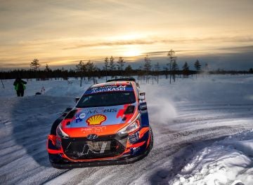  Ott Tänak manda en el Arctic Rally 