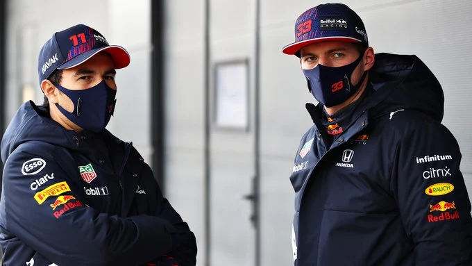 Pérez y Verstappen