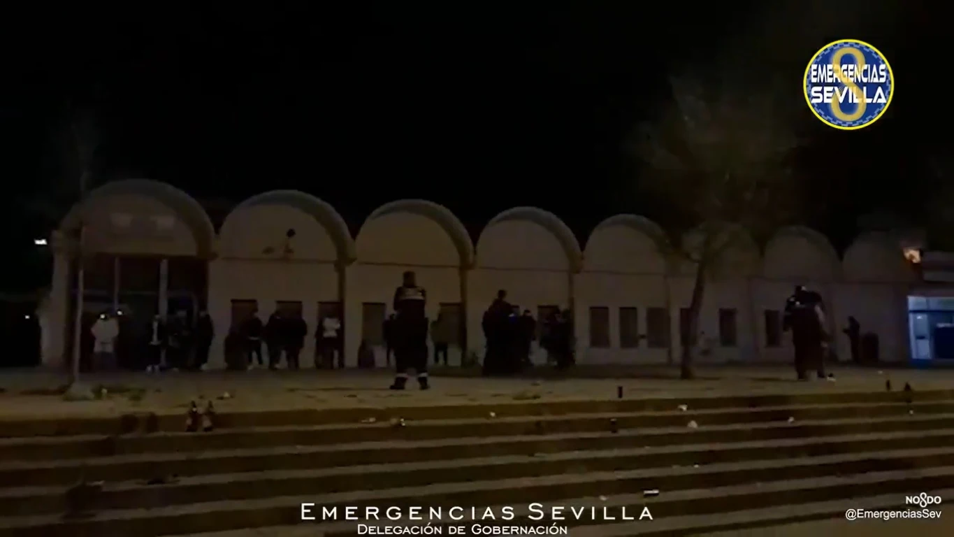 Botellón en Sevilla.