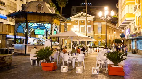 Kiosko modernista de la Plaza de la Paz Kiosko modernista de la Plaza de la Paz