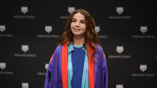 La actriz y cantante, Victoria Abril posa antes de una rueda de prensa en el Auditorio del Centro de Arte de Alcobendas en Madrid Victoria Abril
