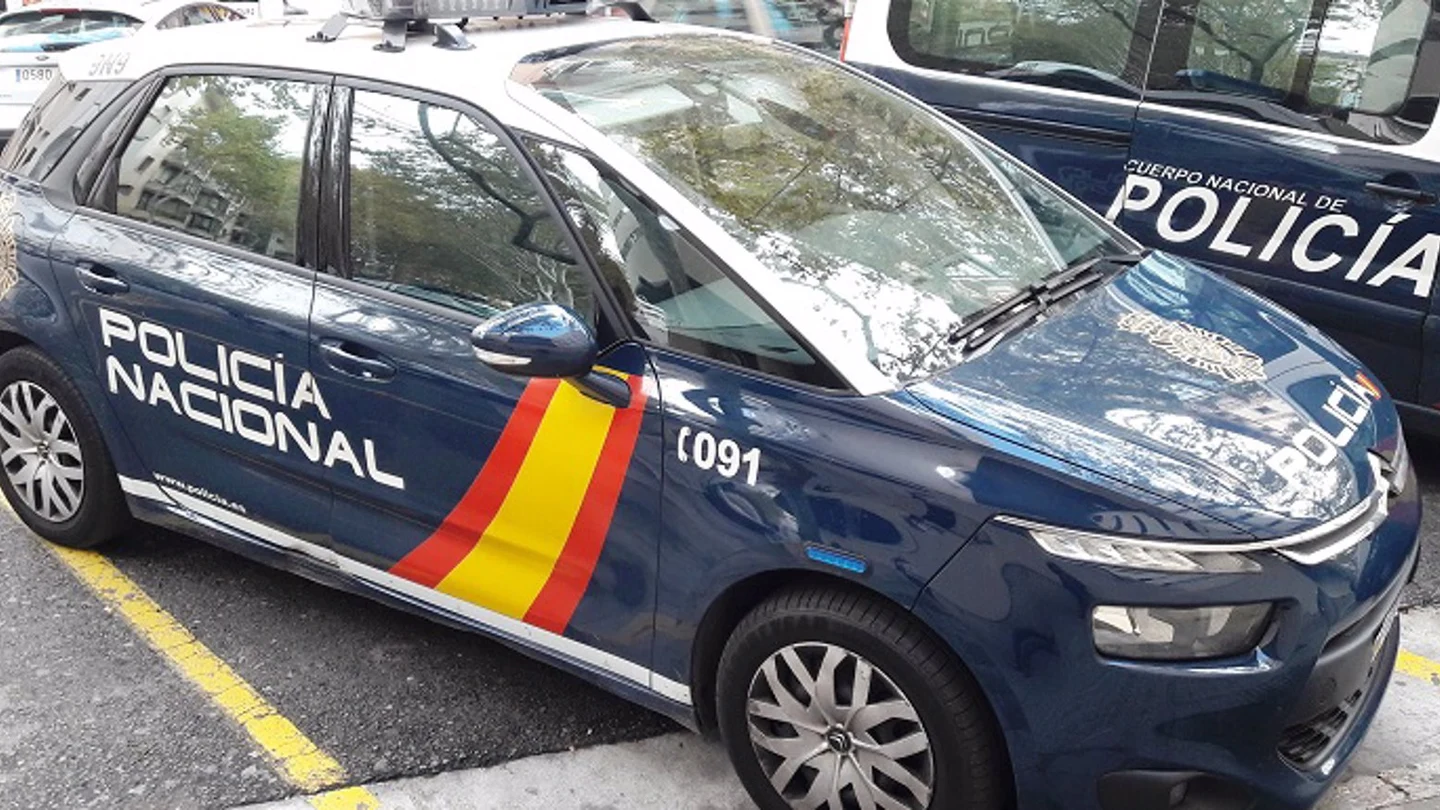 Imagen de archivo de un vehículo de la Policía Nacional Imagen de archivo de un vehículo de la Policía Nacional