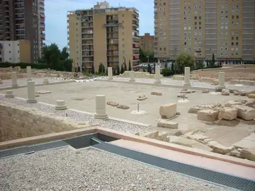 Lucentum, ciudad íbero-romana en Alicante. Lucentum, ciudad íbero-romana en Alicante.