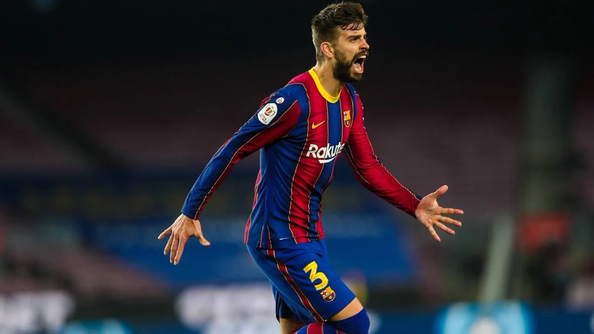  Gerard Piqué celebrando el 2-0 en el 92'