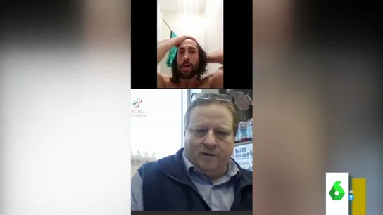 Las surrealistas entrevistas de trabajo de un tik toker que se ducha, come pizza o corre desnudo en plena videollamada Las surrealistas entrevistas de trabajo de un tik toker que se ducha, come pizza o corre desnudo en plena videollamada