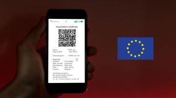 Un móvil con el nuevo certificado