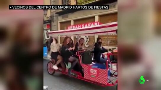 Los vecinos del centro de Madrid, hartos de las fiestas ilegales de extranjeros en pisos tur&iacute;sticos: "Vamos camino de ser Magaluf"