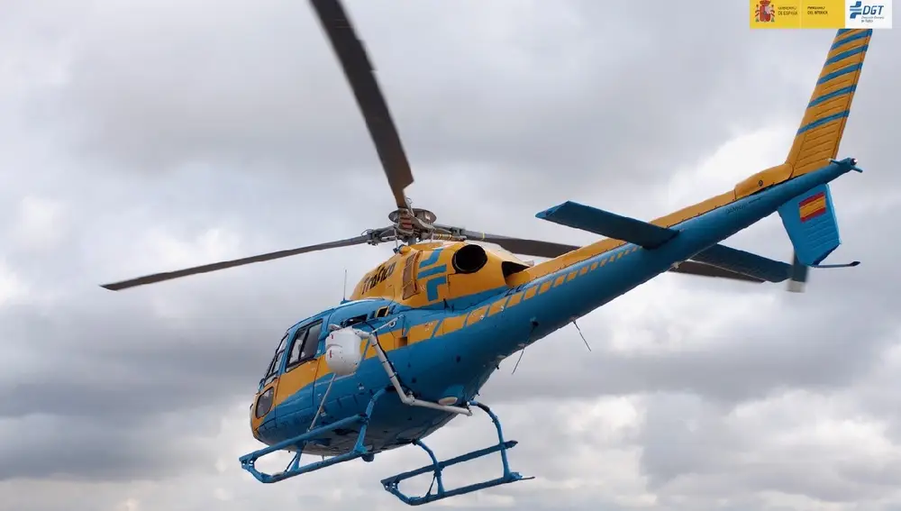Helicóptero de la DGT Helicóptero de la DGT