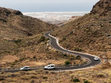 Carretera con coches Carretera con coches