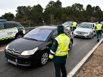 Control de la Guardia Civil en Madrid Control de la Guardia Civil en Madrid