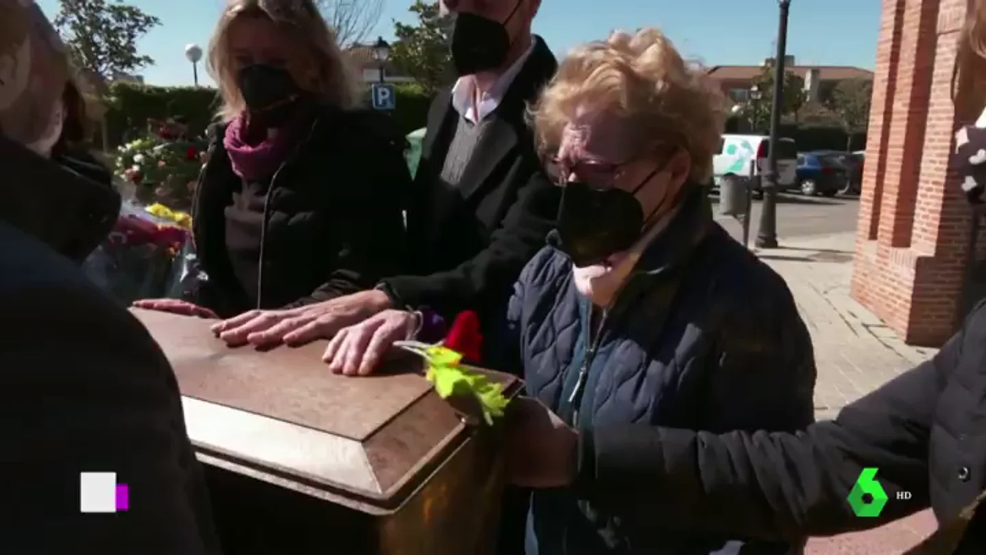 Rosa María logra enterrar a su padre, fusilado en la Guerra Civil, tras 40 años de búsqueda Rosa María logra enterrar a su padre, fusilado en la Guerra Civil, tras 40 años de búsqueda