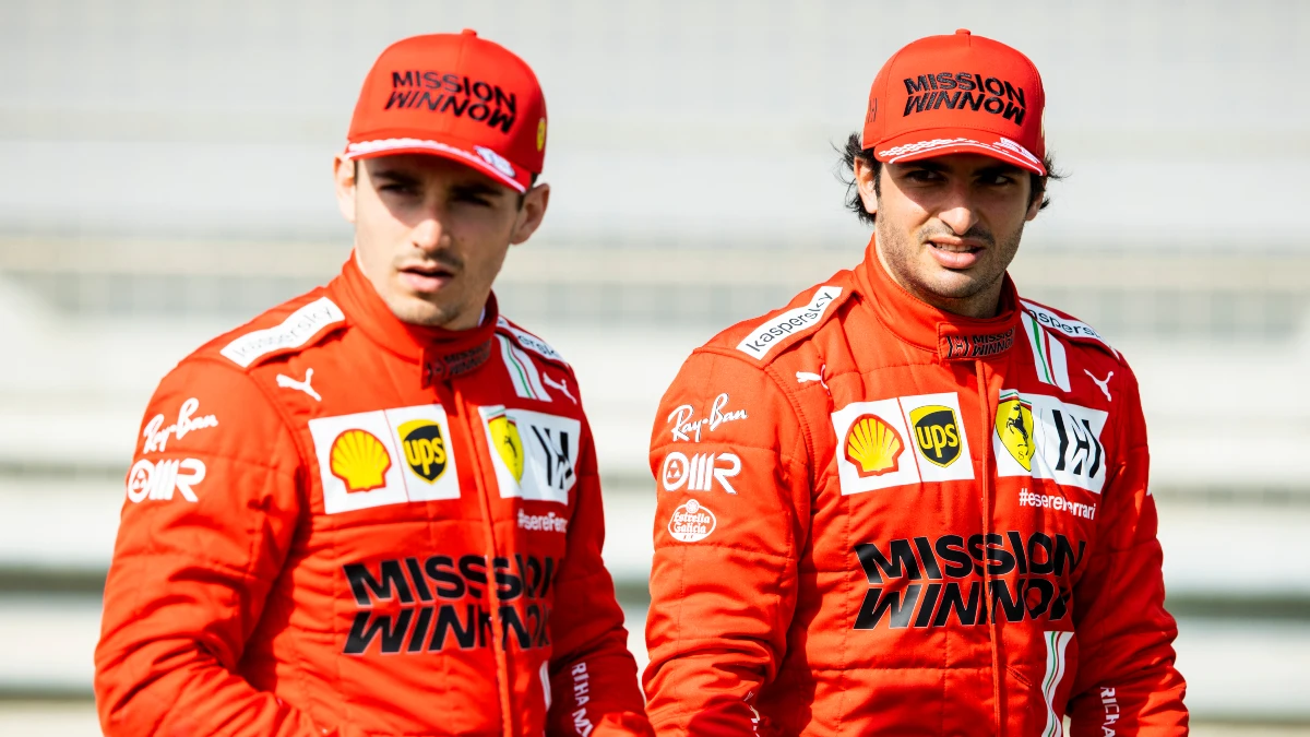 Charles Leclerc, junto a Carlos Sainz