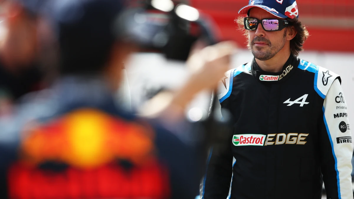 Fernando Alonso, con el mono de Alpine