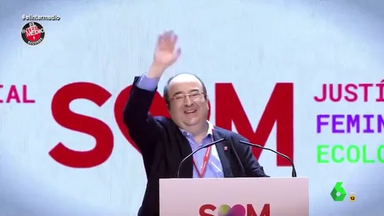 Miquel Iceta llega al Congreso con una magistral interpretación del hit 'Bailando' Miquel Iceta llega al Congreso con una magistral interpretación del hit 'Bailando'