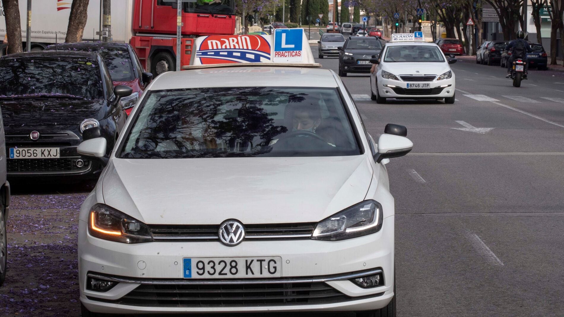 Un coche de autoescuela