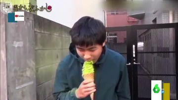 La inimaginable reacción de quienes prueban el helado verde que se está haciendo viral en Japón