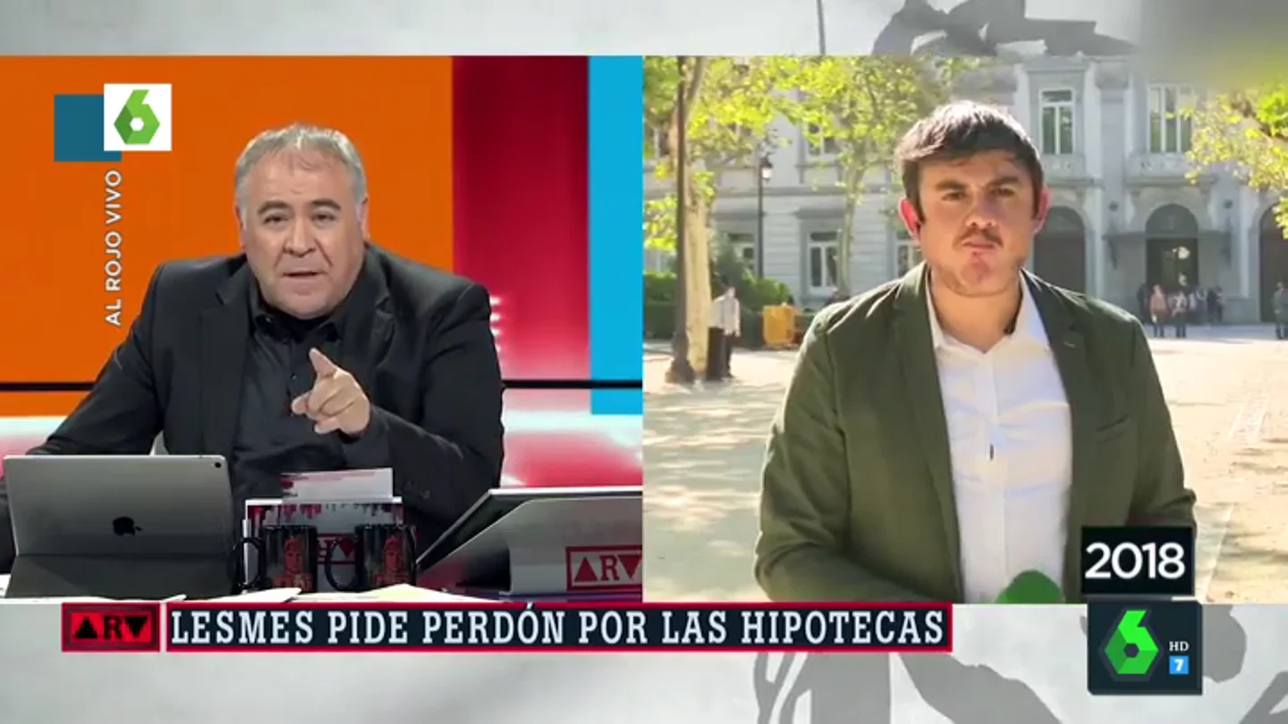 Así fue la surrealista pillada de Antonio García Ferreras a Antonio Pérez Medina comiéndose un bocata en pleno directo Así fue la surrealista pillada de Antonio García Ferreras a Antonio Pérez Medina comiéndose un bocata en pleno directo