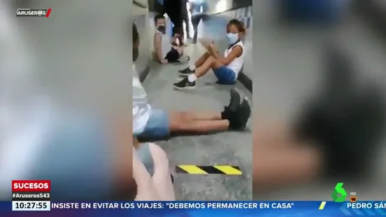 El vídeo de una profesora explicando a sus alumnos dónde protegerse durante un tiroteo en Brasil El vídeo de una profesora explicando a sus alumnos dónde protegerse durante un tiroteo en Brasil