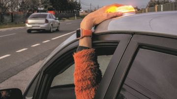 Así funciona la luz de emergencia V-16 que sustituirá a los triángulos
