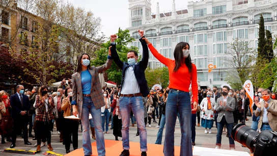 Inés Arrimadas y Begoña Villacís arropan a Edmundo Bal como candidato para la Comunidad de Madrid Inés Arrimadas y Begoña Villacís arropan a Edmundo Bal como candidato para la Comunidad de Madrid