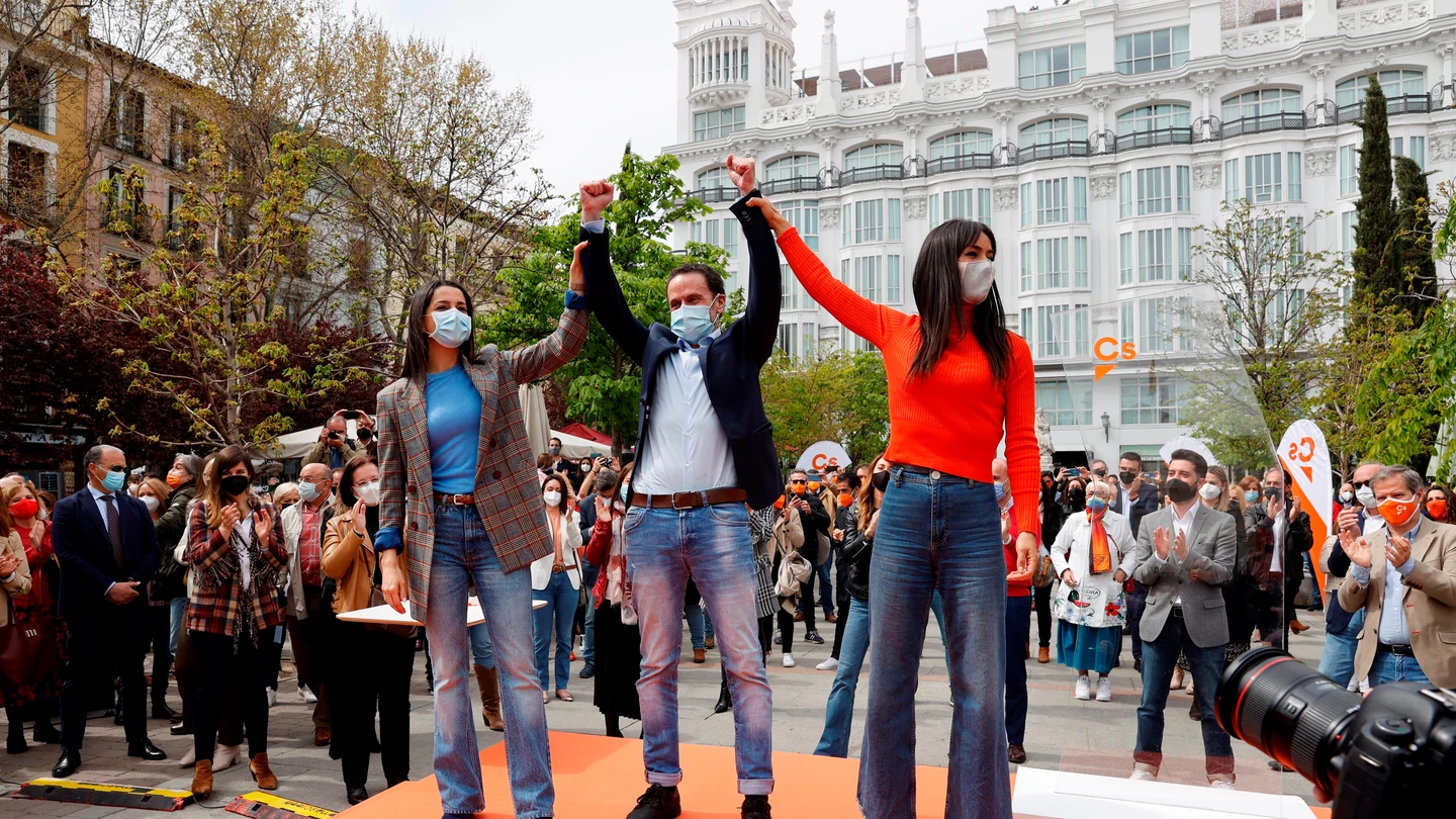 Inés Arrimadas y Begoña Villacís arropan a Edmundo Bal como candidato para la Comunidad de Madrid Inés Arrimadas y Begoña Villacís arropan a Edmundo Bal como candidato para la Comunidad de Madrid