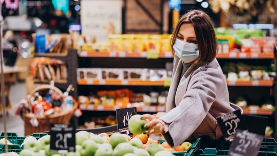 Alimentos en un supermercado Alimentos en un supermercado