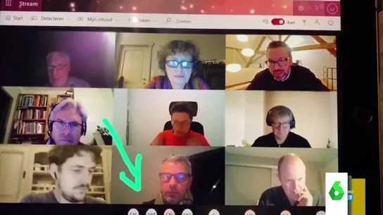 El estruendoso pedo de un trabajador en plena reunión de empresa por videollamada: "Es una jugada de profesional" El estruendoso pedo de un trabajador en plena reunión de empresa por videollamada: "Es una jugada de profesional"