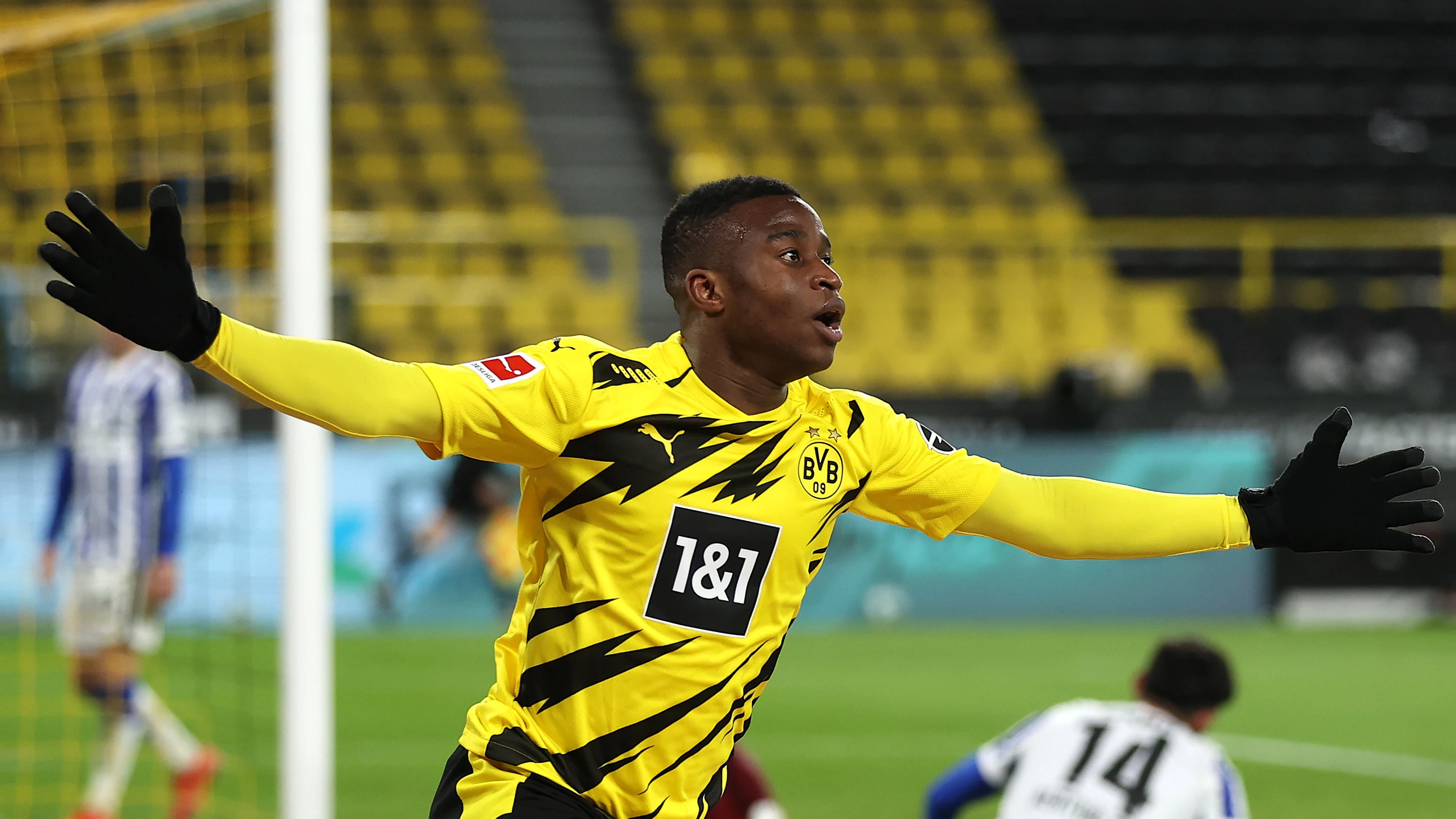 Moukoko, perla del Borussia Dortmund