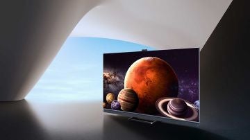 Nueva TCL C82