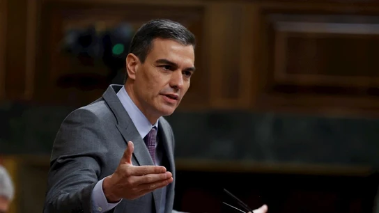 Sánchez responde al "quién se cree que es" de Casado Sánchez responde al "quién se cree que es" de Casado