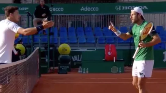 Jugones (14-04-21) La tensa bronca entre Carreño y Travaglia: '¡A mi novia no le digas nada!' Jugones (14-04-21) La tensa bronca entre Carreño y Travaglia: '¡A mi novia no le digas nada!'