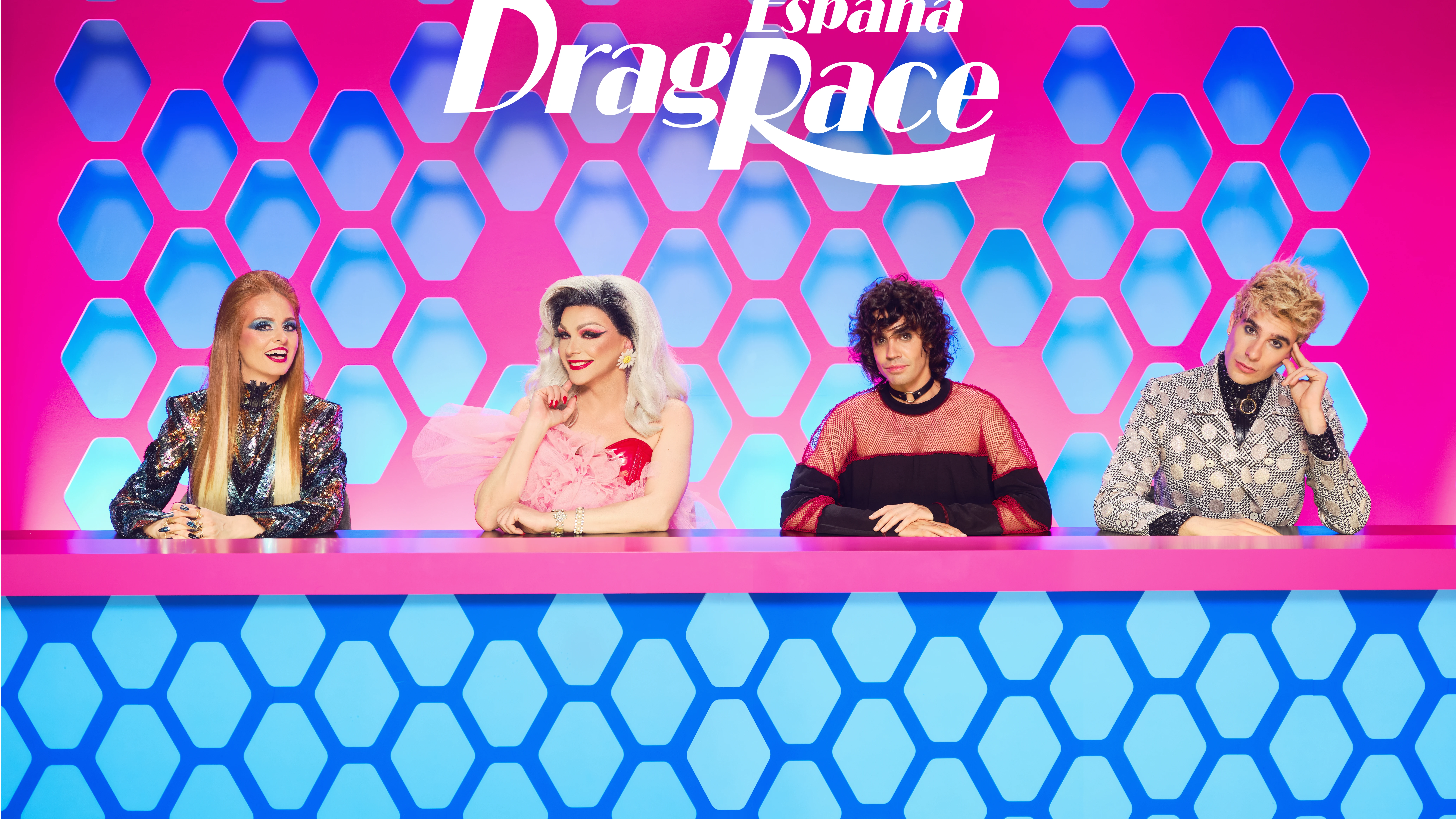 Primeros carteles de Drag Race España con Supremme de Luxe, Javier Calvo, Javier Ambrossi y Ana Locking