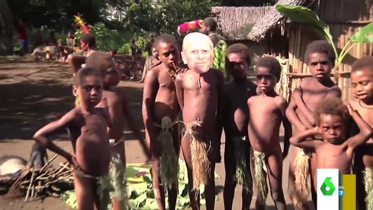 Sí, existe: así es la tribu que considera al duque de Edimburgo su dios Sí, existe: así es la tribu que considera al duque de Edimburgo su dios