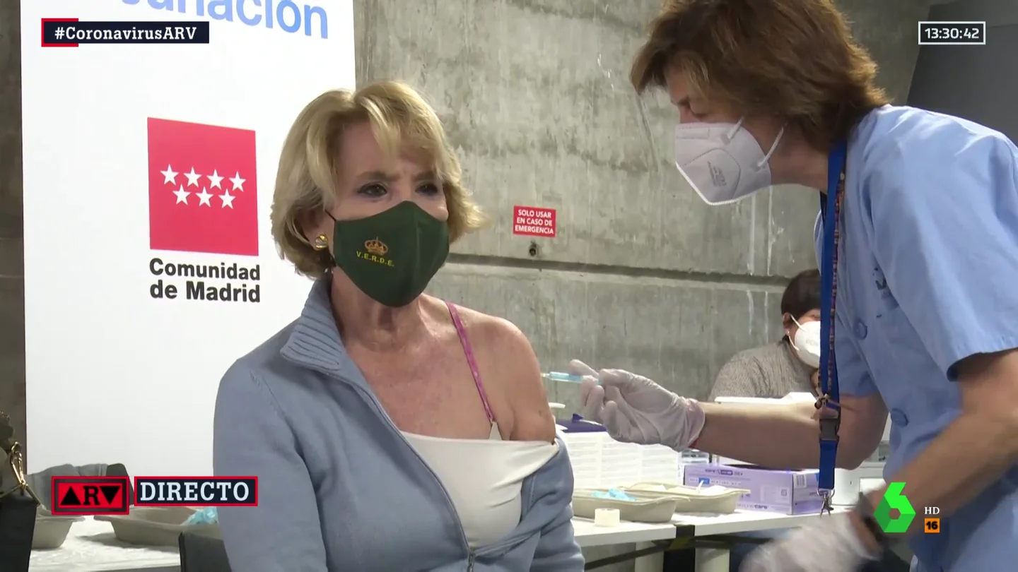 Esperanza Aguirre recibe la vacuna de AstraZeneca Esperanza Aguirre vacuna