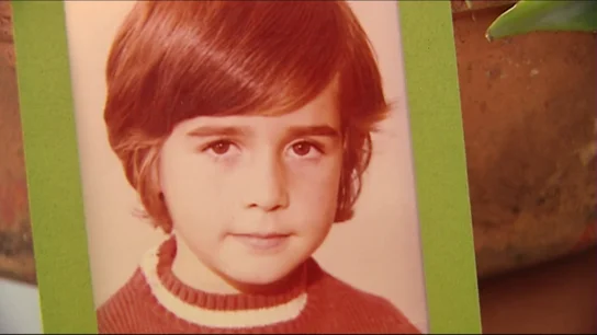 Los terribles testimonios de Nuria y Laura, que sufrieron los abusos de su abuelo y su hermano: "Mi pánico era que me dejara embarazada" Los terribles testimonios de Nuria y Laura, que sufrieron los abusos de su abuelo y su hermano: "Mi pánico era que me dejara embarazada"