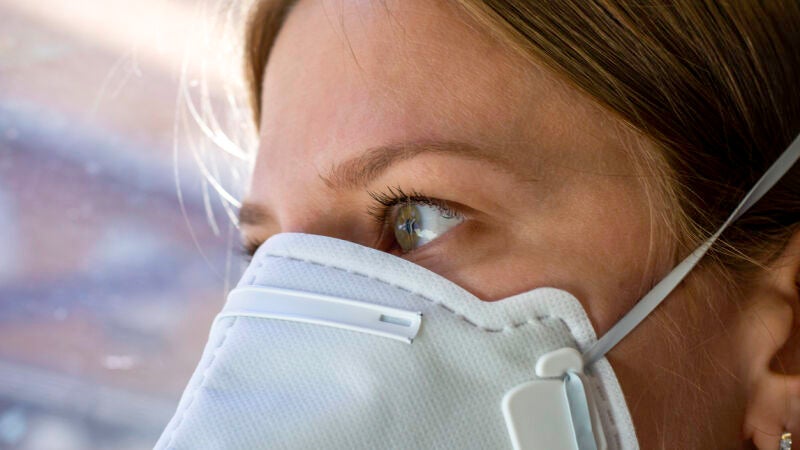 Cómo saber si mi mascarilla lleva grafeno y debo desecharla