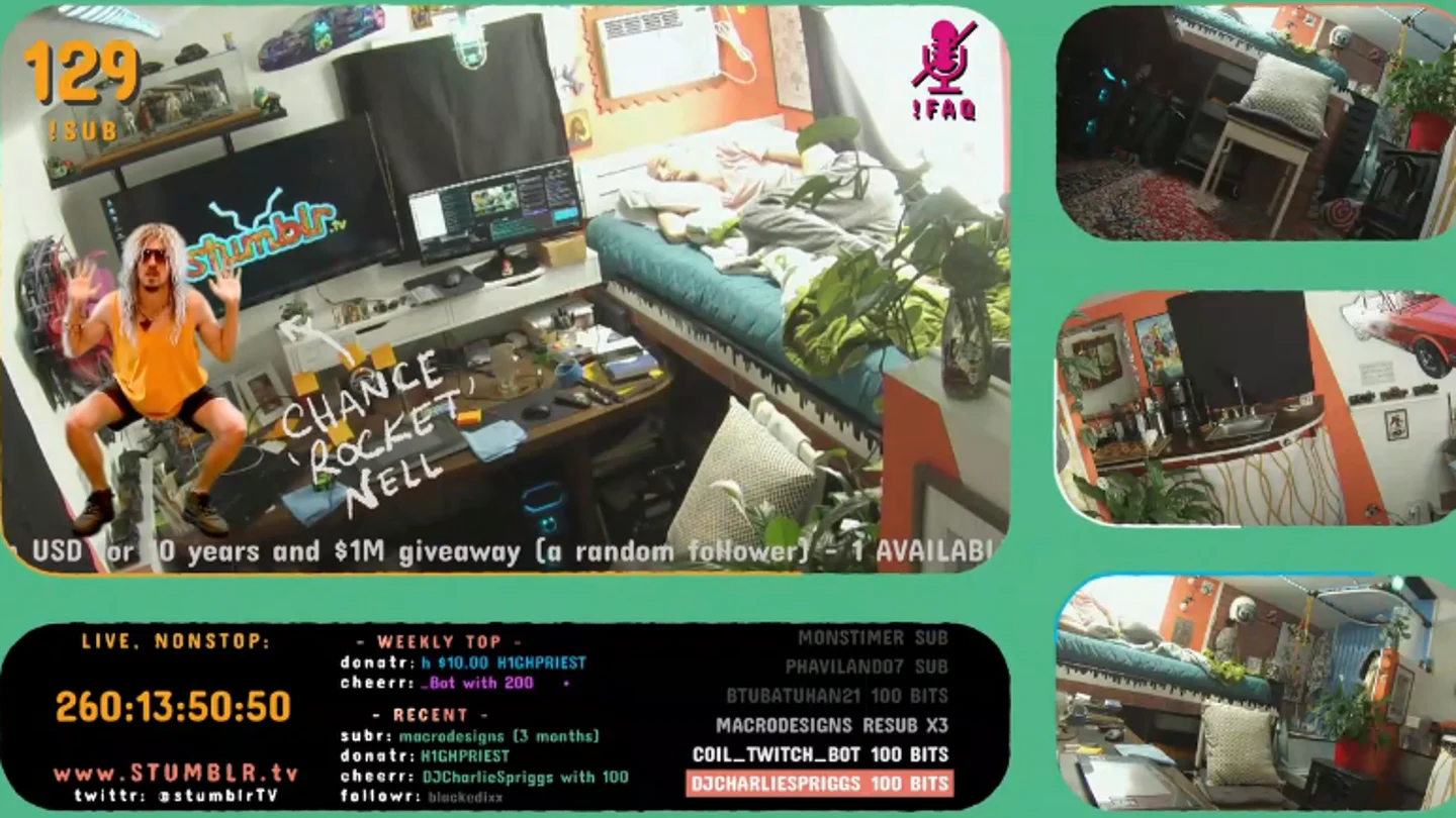 Un streamer, encerrado en su habitación como parte de su directo ininterrumpido Un streamer, encerrado en su habitación como parte de su directo ininterrumpido