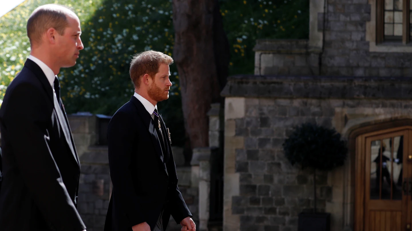 Los príncipes Guillermo y Harry, en el funeral por el duque de Edimburgo Los príncipes Guillermo y Harry, en el funeral por el duque de Edimburgo