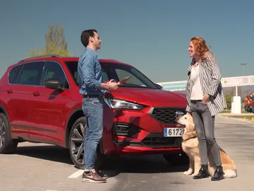 María Castro al volante del Seat Tarraco María Castro al volante del Seat Tarraco