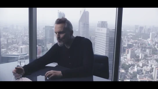 Así reacciona Jordi Évole cuando Miguel Bosé le pide un beso en plena entrevista: "No te pongas tenso" Así reacciona Jordi Évole cuando Miguel Bosé le pide un beso en plena entrevista: "No te pongas tenso"